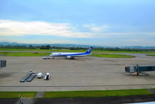 富山空港-5