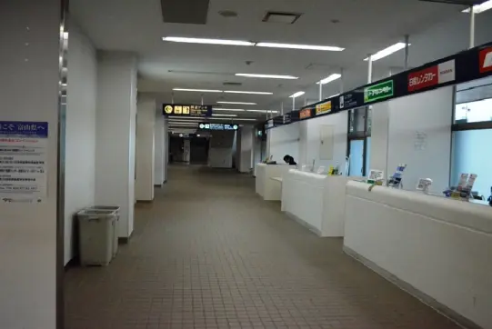 富山空港-9