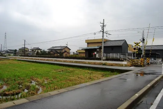 西加積駅-1