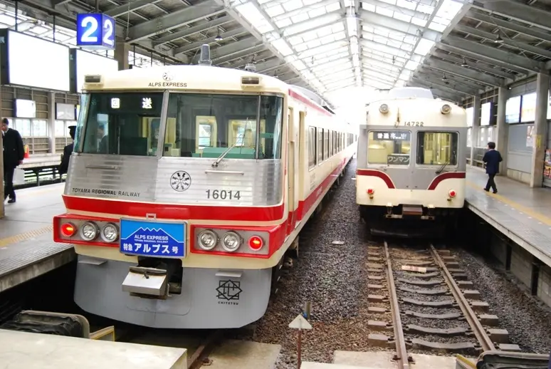 富山地方鉄道「アルプスエキスプレス」-1