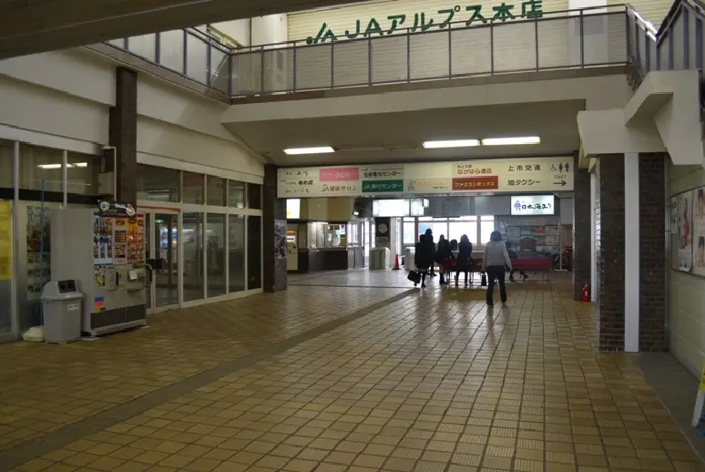 上市駅-4
