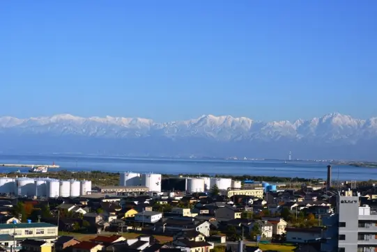 伏木高校の屋上から望む景色-7