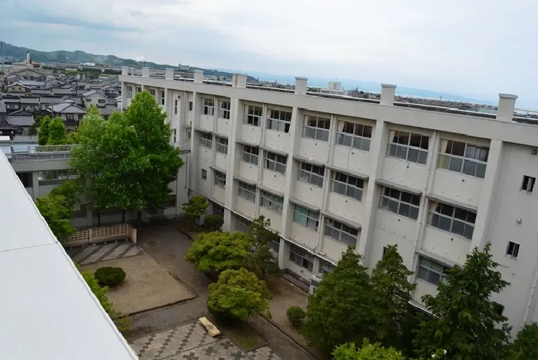 新湊高校-2