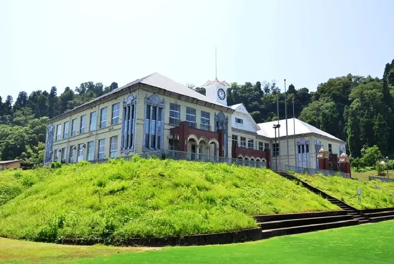 小矢部市教育センター（旧岩尾滝小学校）-3