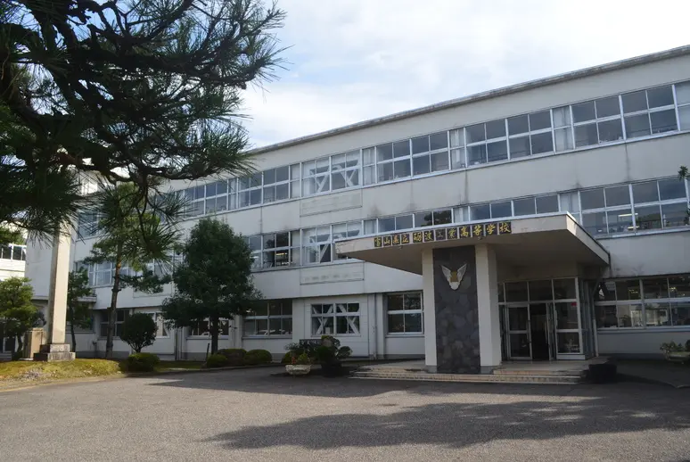 富山県立砺波工業高校-1