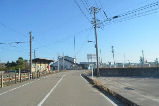 万葉線　越ノ潟駅-3