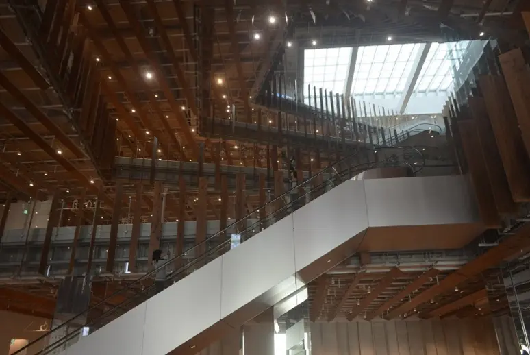 富山市ガラス美術館（TOYAMAキラリ）-5