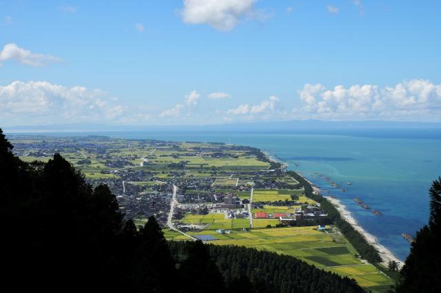 とやまビューポイント「城山公園 から見る 富山湾」