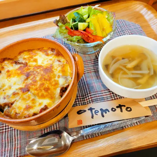 R.CAFE-7