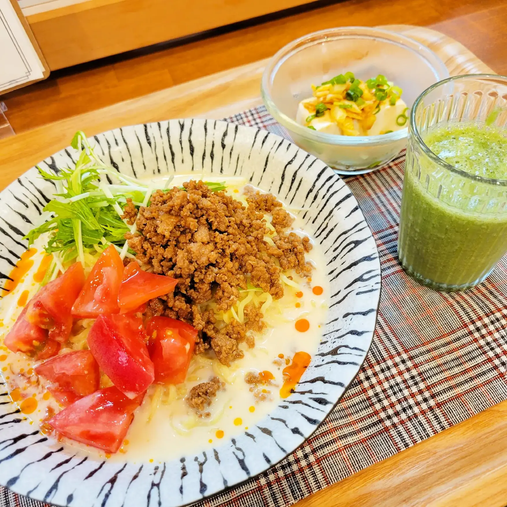 R.CAFE-5